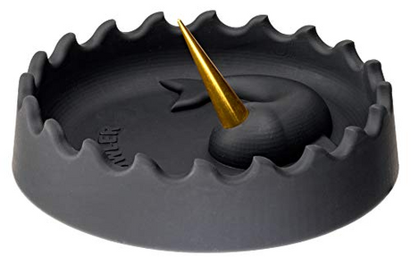 Debowler Narwhal Silicone Ashtray With Aluminum Cleaning Spike